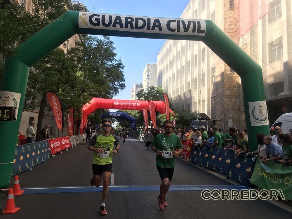 Las mejores fotos de la llegada de la Carrera de la Guardia Civil (GALERÍA 30)