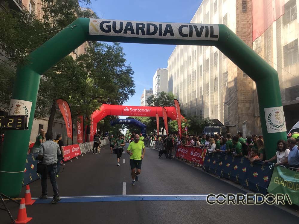 Las mejores fotos de la llegada de la Carrera de la Guardia Civil (GALERÍA 31)