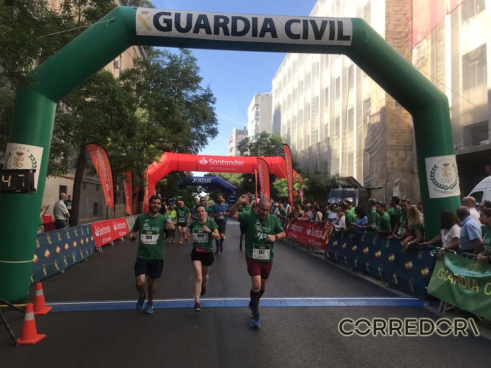 Las mejores fotos de la llegada de la Carrera de la Guardia Civil (GALERÍA 30)