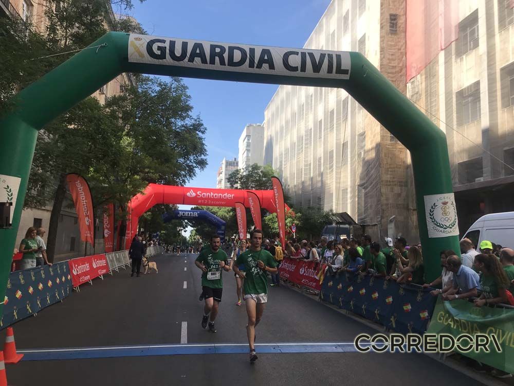 Las mejores fotos de la llegada de la Carrera de la Guardia Civil (GALERÍA 31)