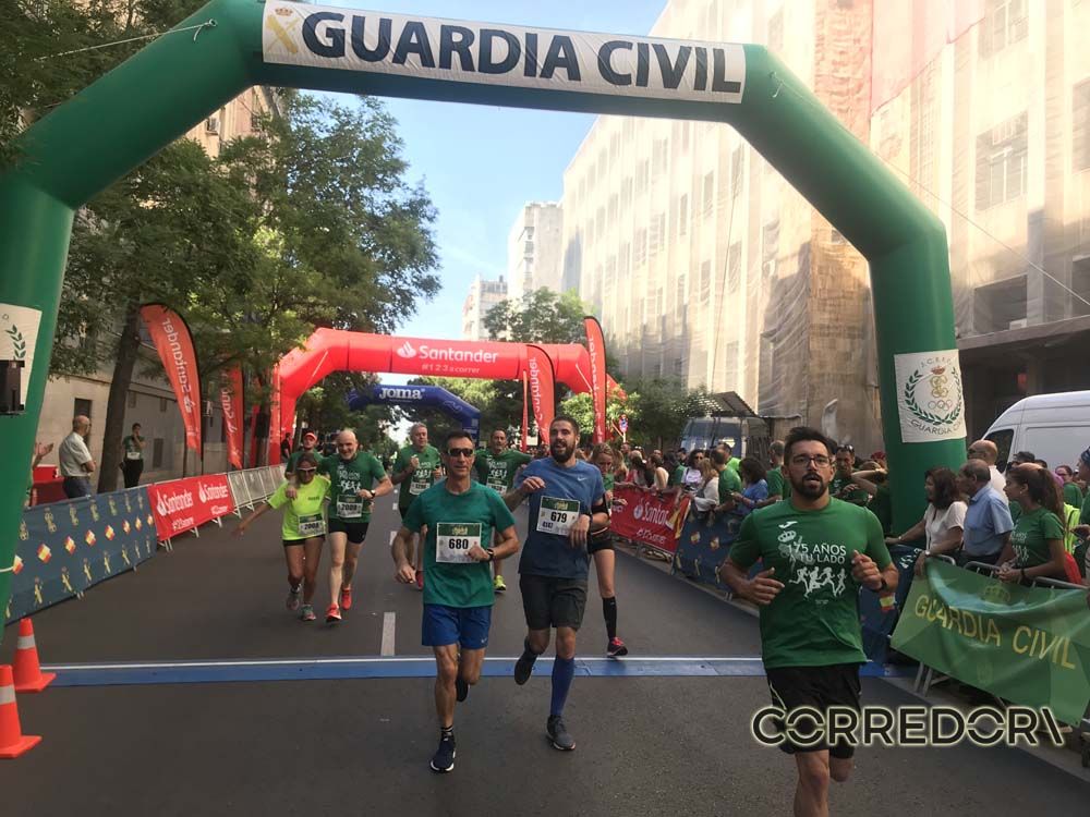 Las mejores fotos de la llegada de la Carrera de la Guardia Civil (GALERÍA 31)