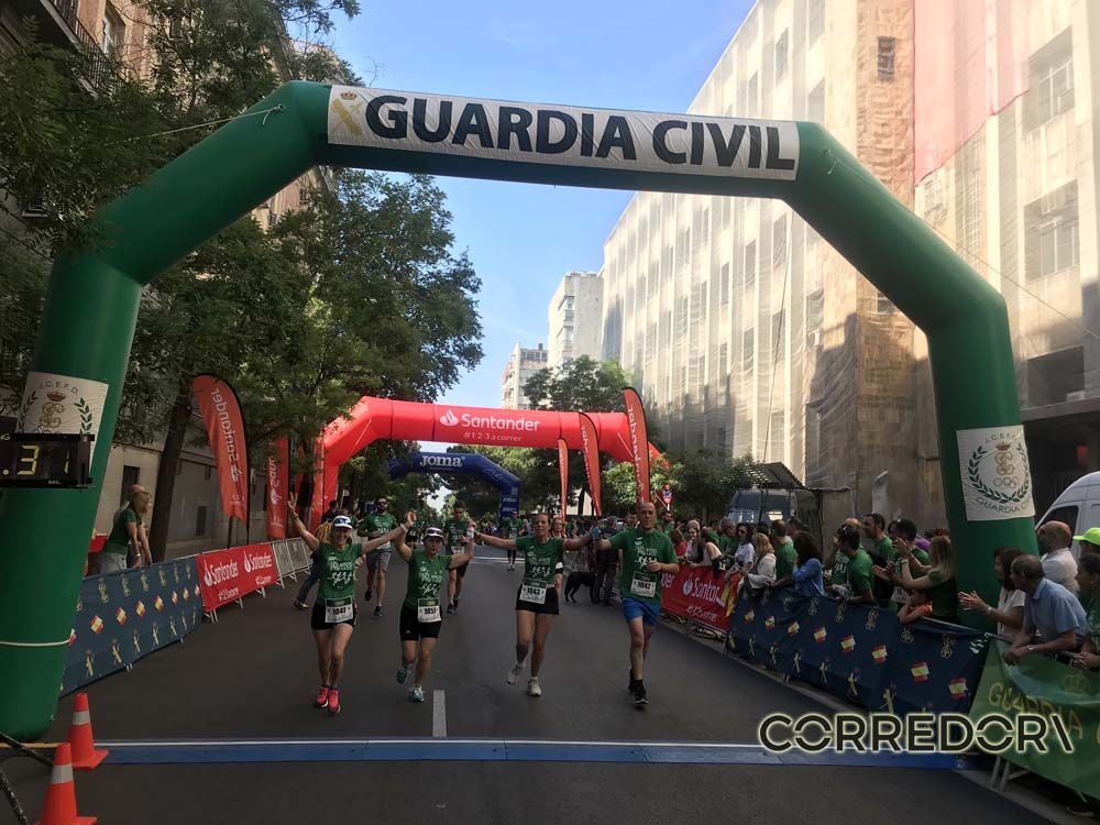 Las mejores fotos de la llegada de la Carrera de la Guardia Civil (GALERÍA 31)