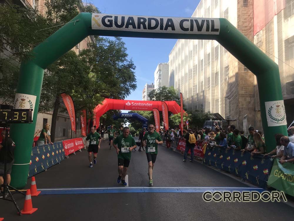 Las mejores fotos de la llegada de la Carrera de la Guardia Civil (GALERÍA 32)