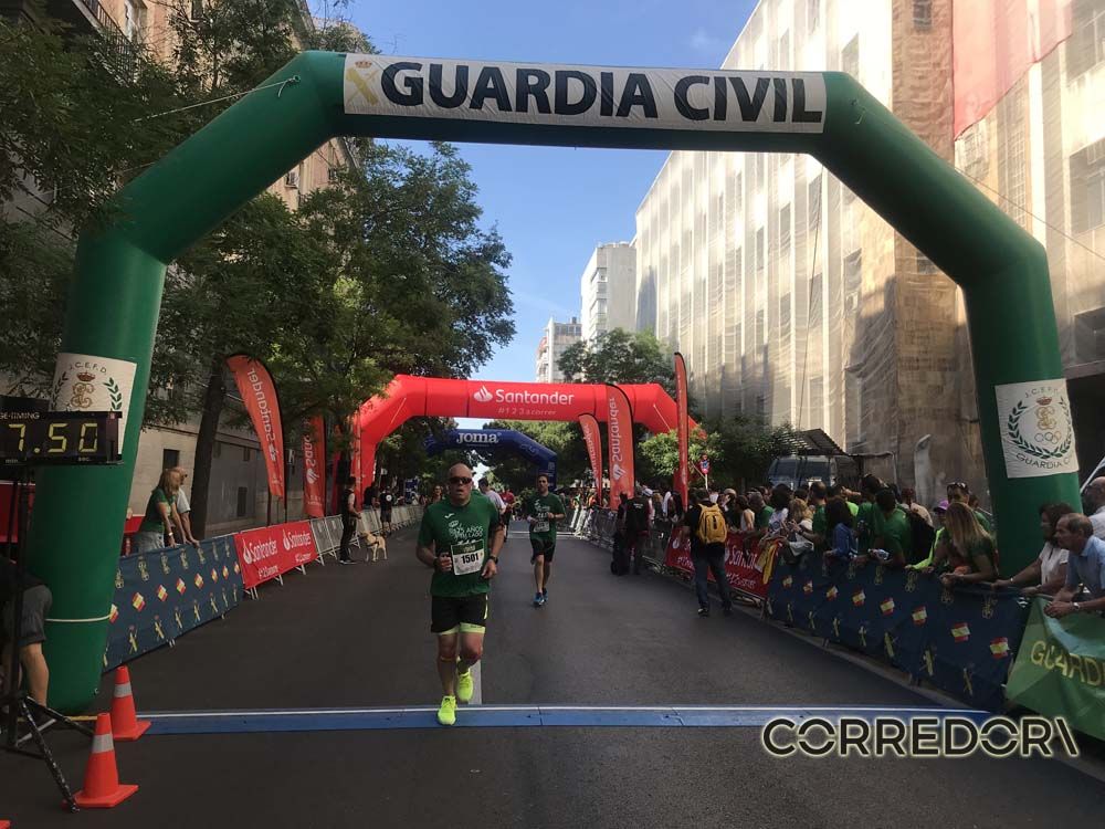 Las mejores fotos de la llegada de la Carrera de la Guardia Civil (GALERÍA 32)