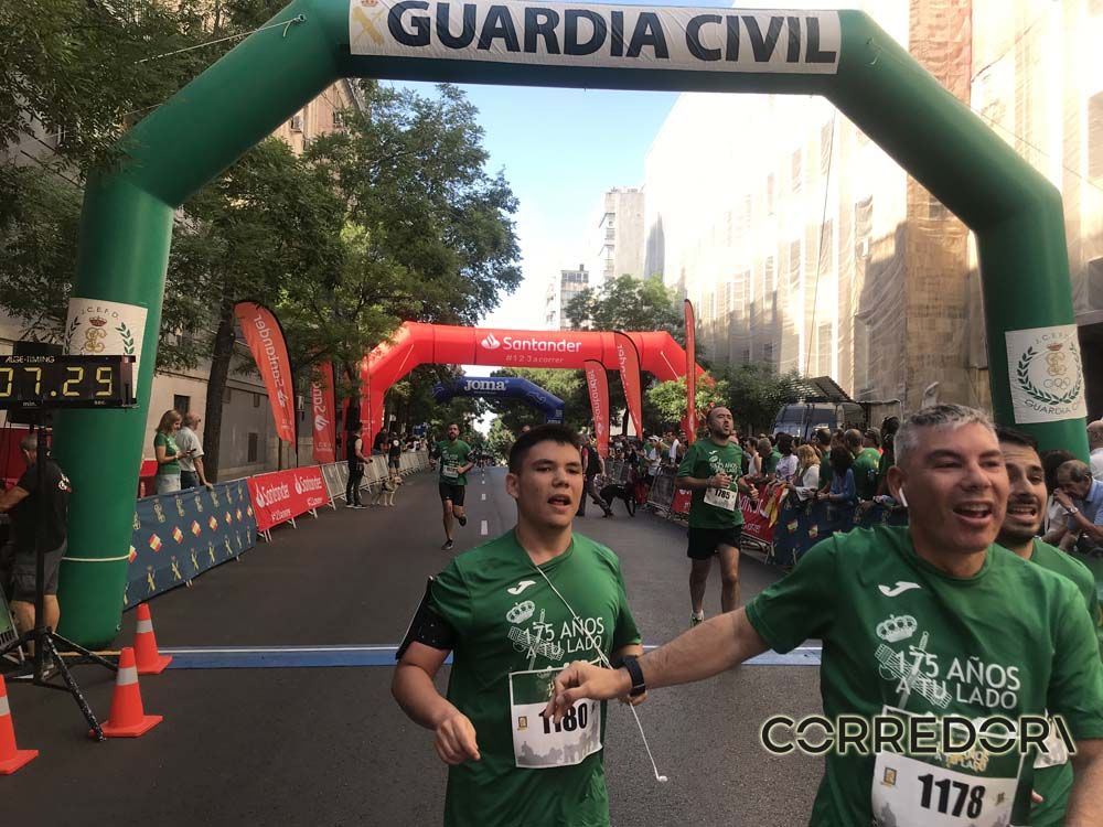 Las mejores fotos de la llegada de la Carrera de la Guardia Civil (GALERÍA 32)