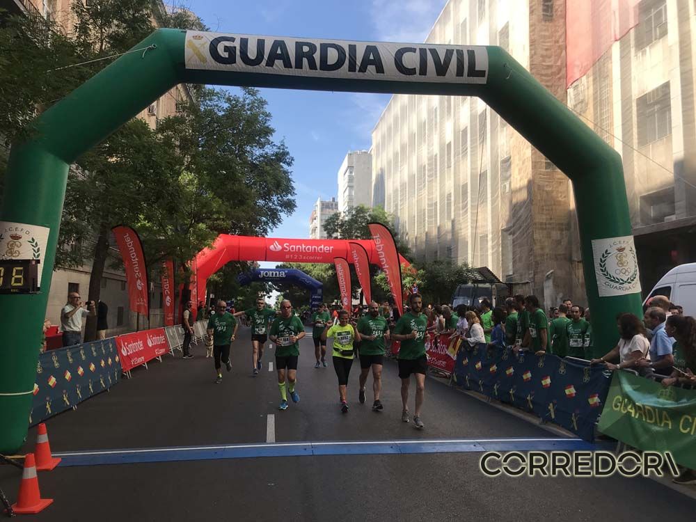 Las mejores fotos de la llegada de la Carrera de la Guardia Civil (GALERÍA 35)