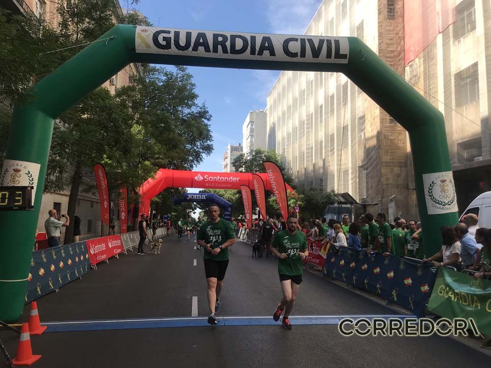 Las mejores fotos de la llegada de la Carrera de la Guardia Civil (GALERÍA 35)