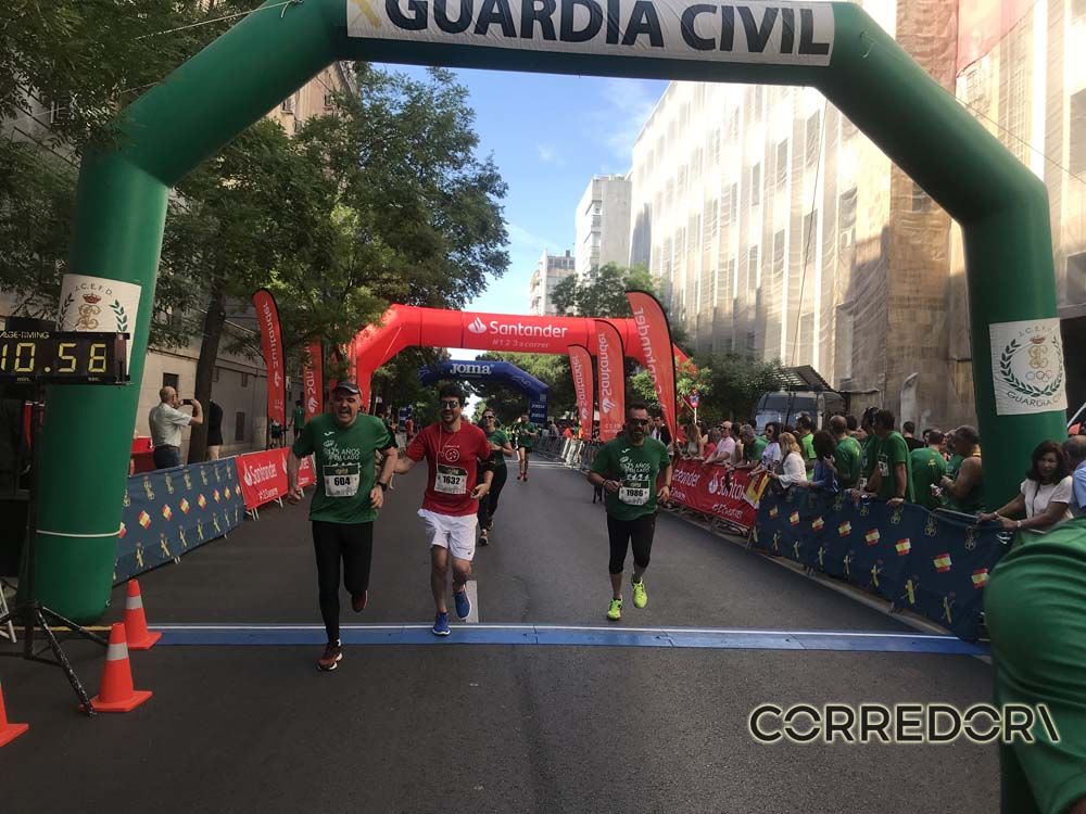 Las mejores fotos de la llegada de la Carrera de la Guardia Civil (GALERÍA 35)