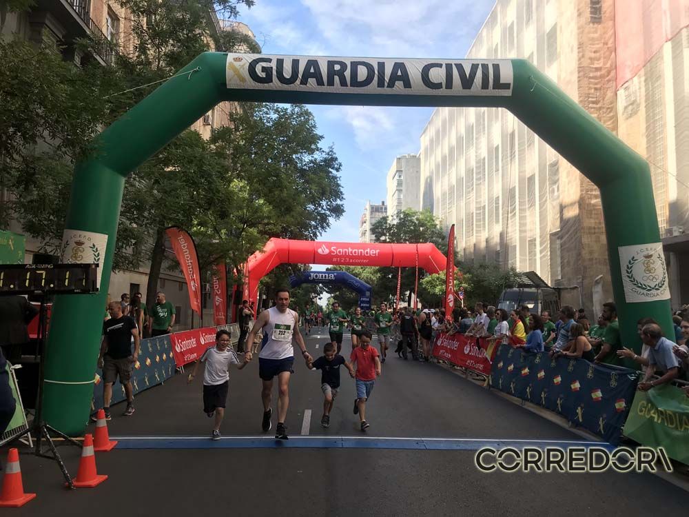 Las mejores fotos de la llegada de la Carrera de la Guardia Civil (GALERÍA 37)