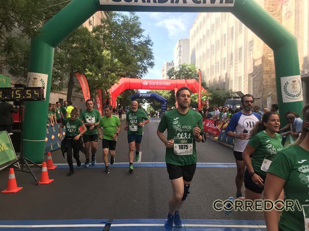 Las mejores fotos de la llegada de la Carrera de la Guardia Civil (GALERÍA 37)