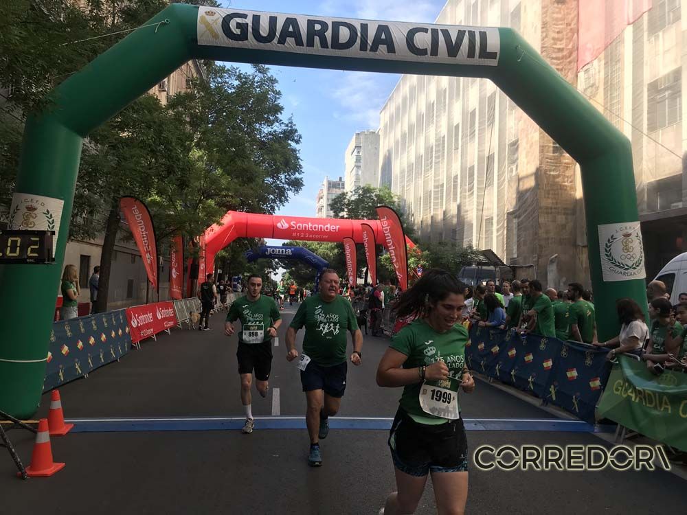 Las mejores fotos de la llegada de la Carrera de la Guardia Civil (GALERÍA 37)