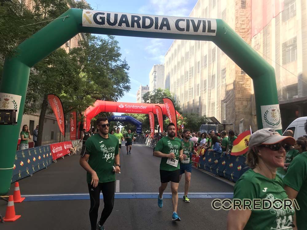Las mejores fotos de la llegada de la Carrera de la Guardia Civil (GALERÍA 36)