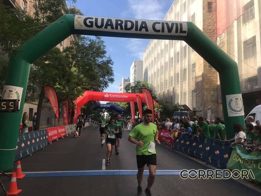 Las mejores fotos de la llegada de la Carrera de la Guardia Civil (GALERÍA 36)