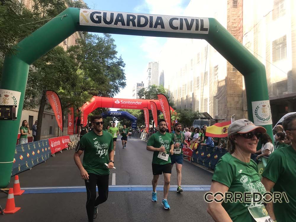 Las mejores fotos de la llegada de la Carrera de la Guardia Civil (GALERÍA 36)