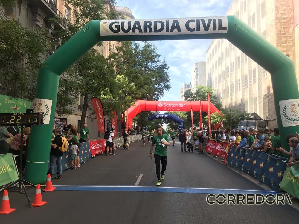 Las mejores fotos de la llegada de la Carrera de la Guardia Civil (GALERÍA 39)
