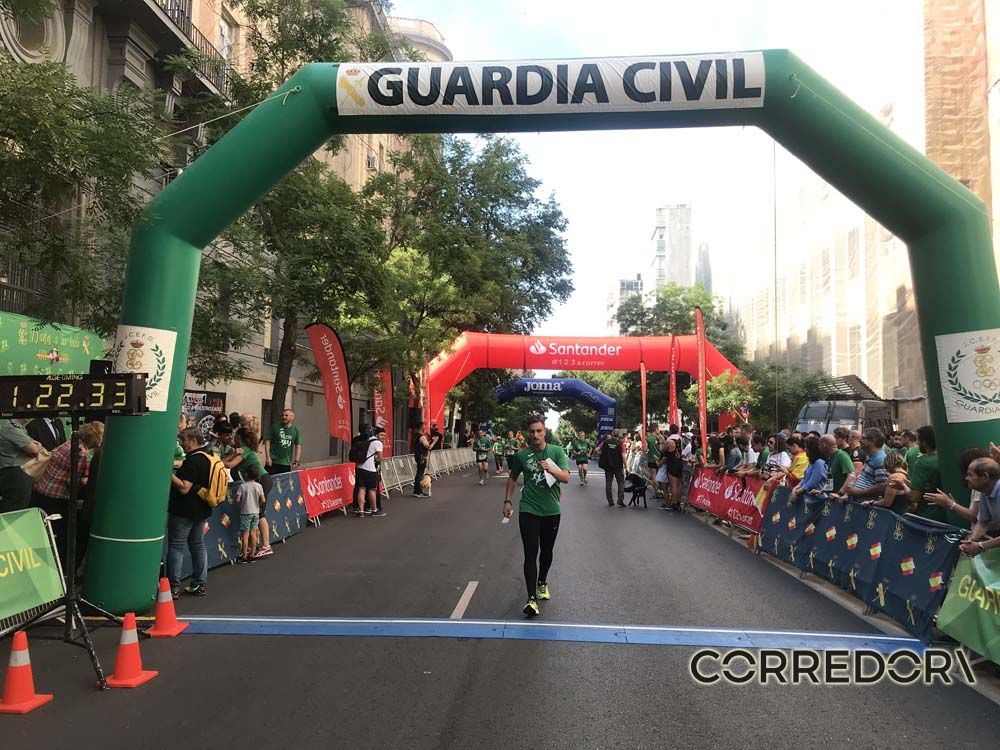 Las mejores fotos de la llegada de la Carrera de la Guardia Civil (GALERÍA 39)