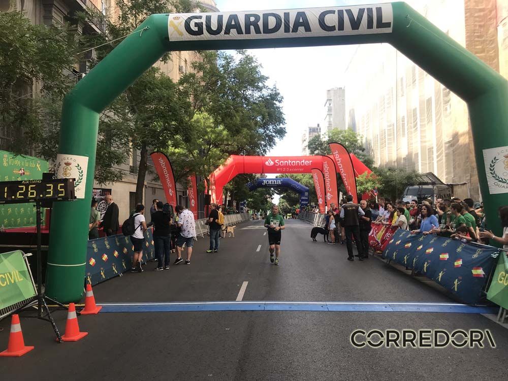 Las mejores fotos de la llegada de la Carrera de la Guardia Civil (GALERÍA 40)