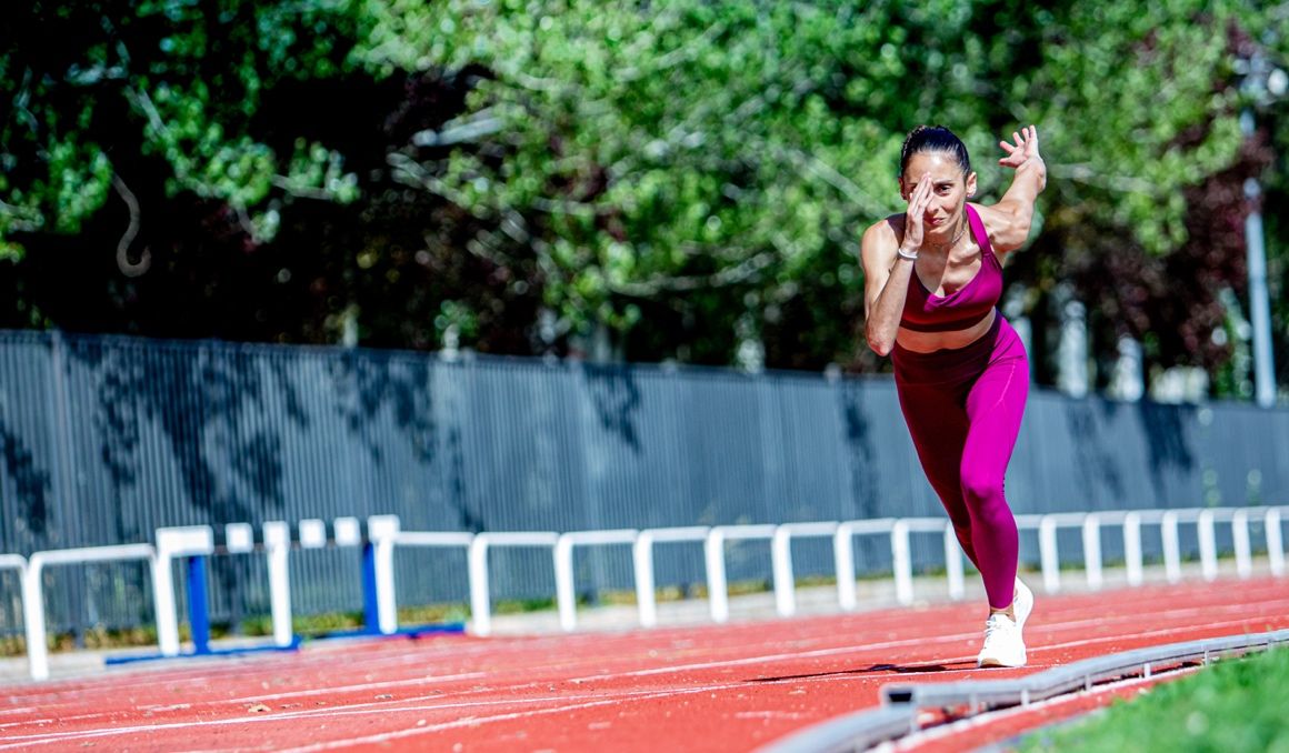 Solange Pereira nos da consejos sobre el entrenamiento de velocidad. Foto: Oysho Sport.