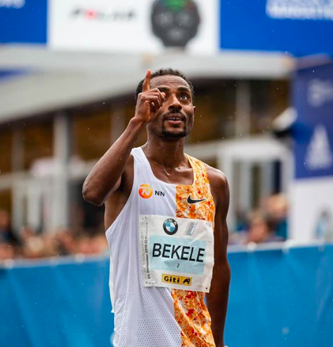 La victoria de Kenenisa Bekele en Berlín en imágenes