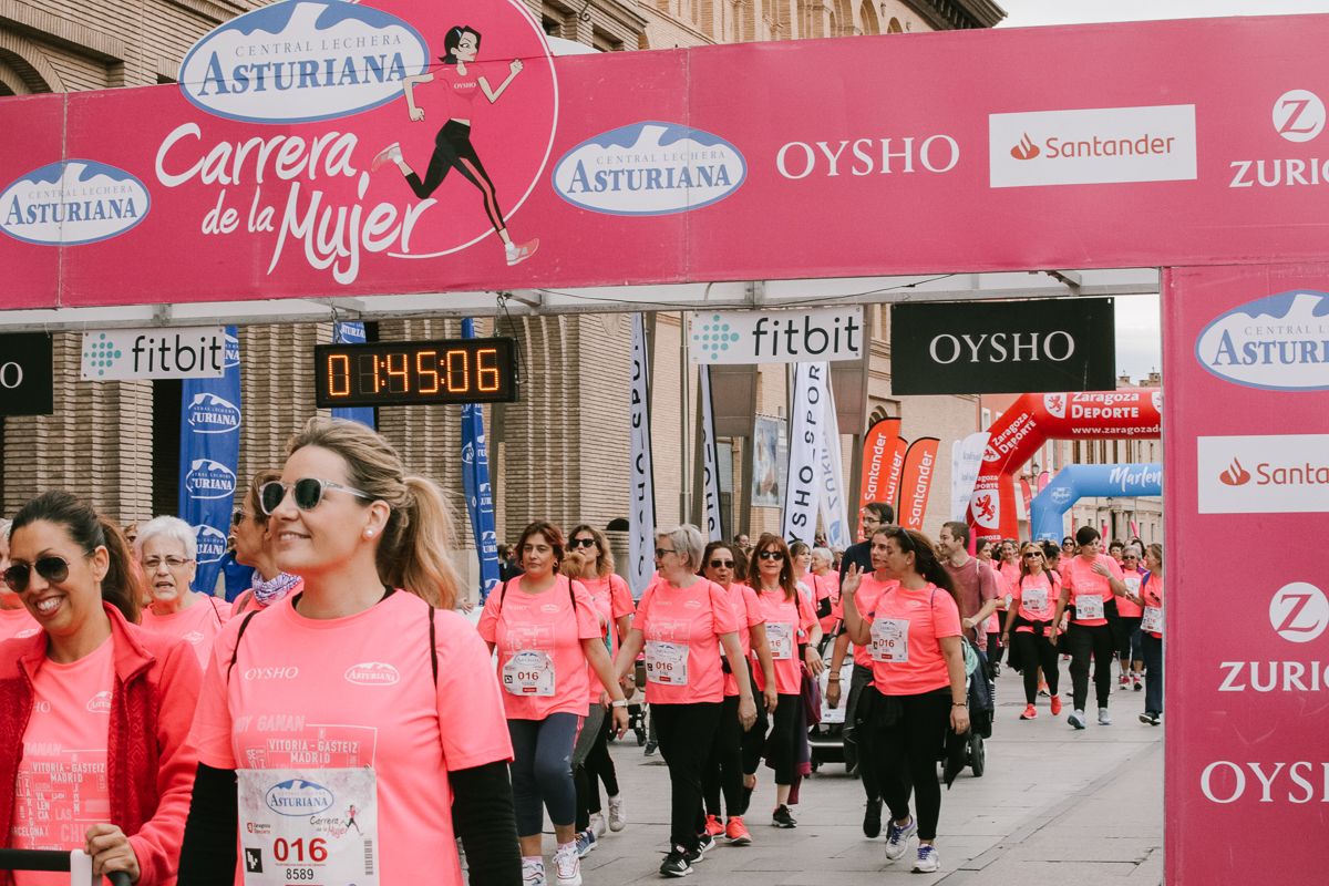 Llegada de la Carrera de la Mujer de Zaragoza (GALERÍA 33)