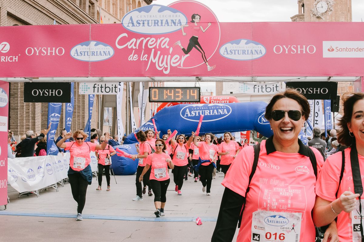 Llegada de la Carrera de la Mujer de Zaragoza (GALERÍA 32)
