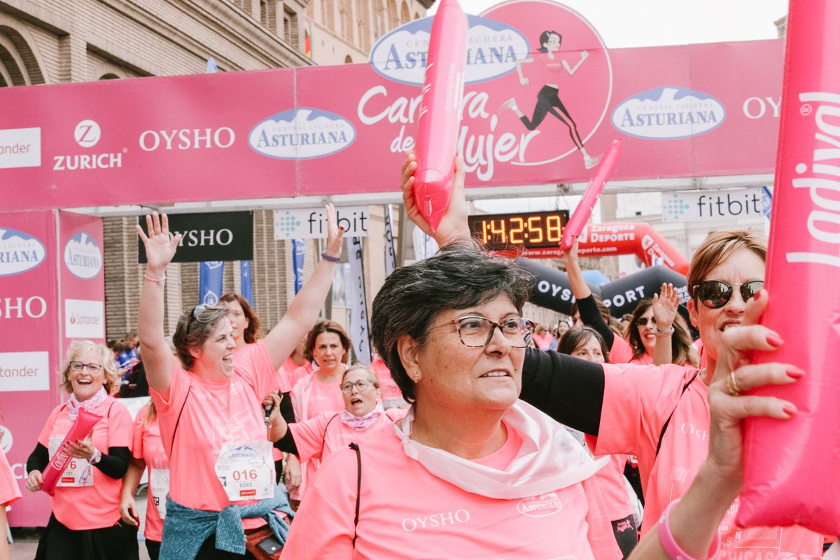 Llegada de la Carrera de la Mujer de Zaragoza (GALERÍA 32)