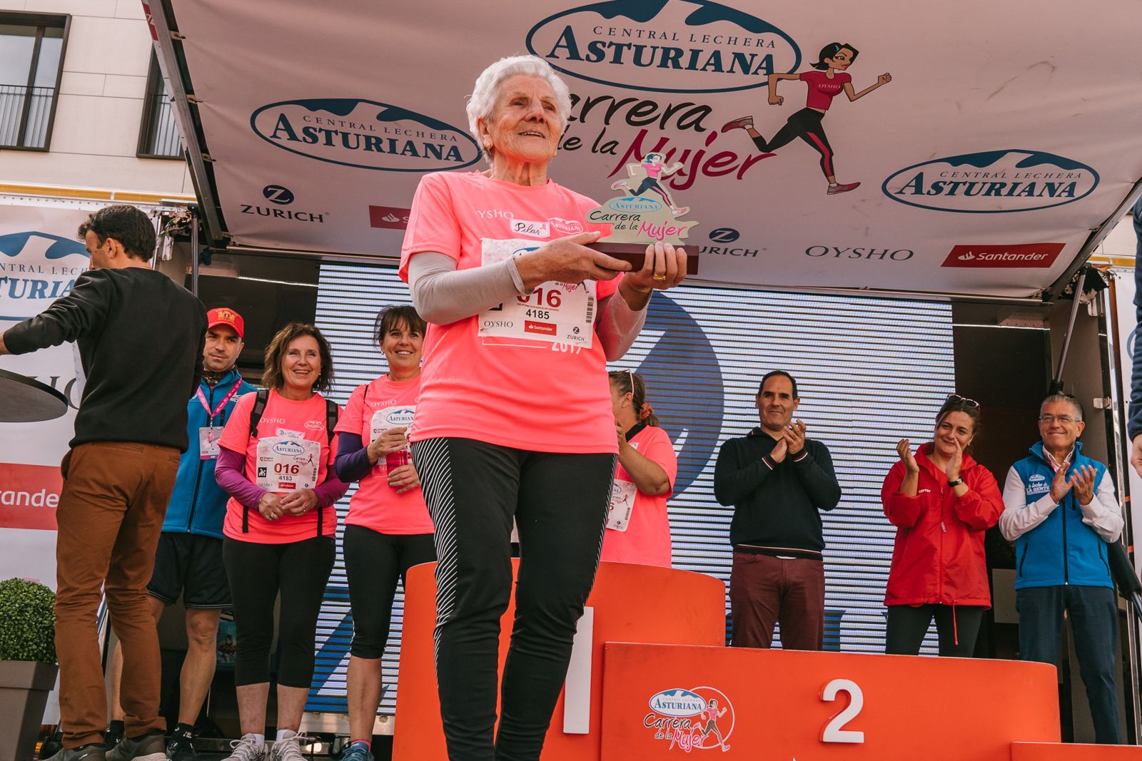 Podium de la Carrera de la Mujer de Zaragoza 