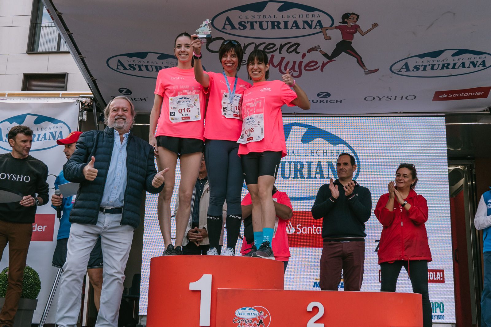 Podium de la Carrera de la Mujer de Zaragoza 