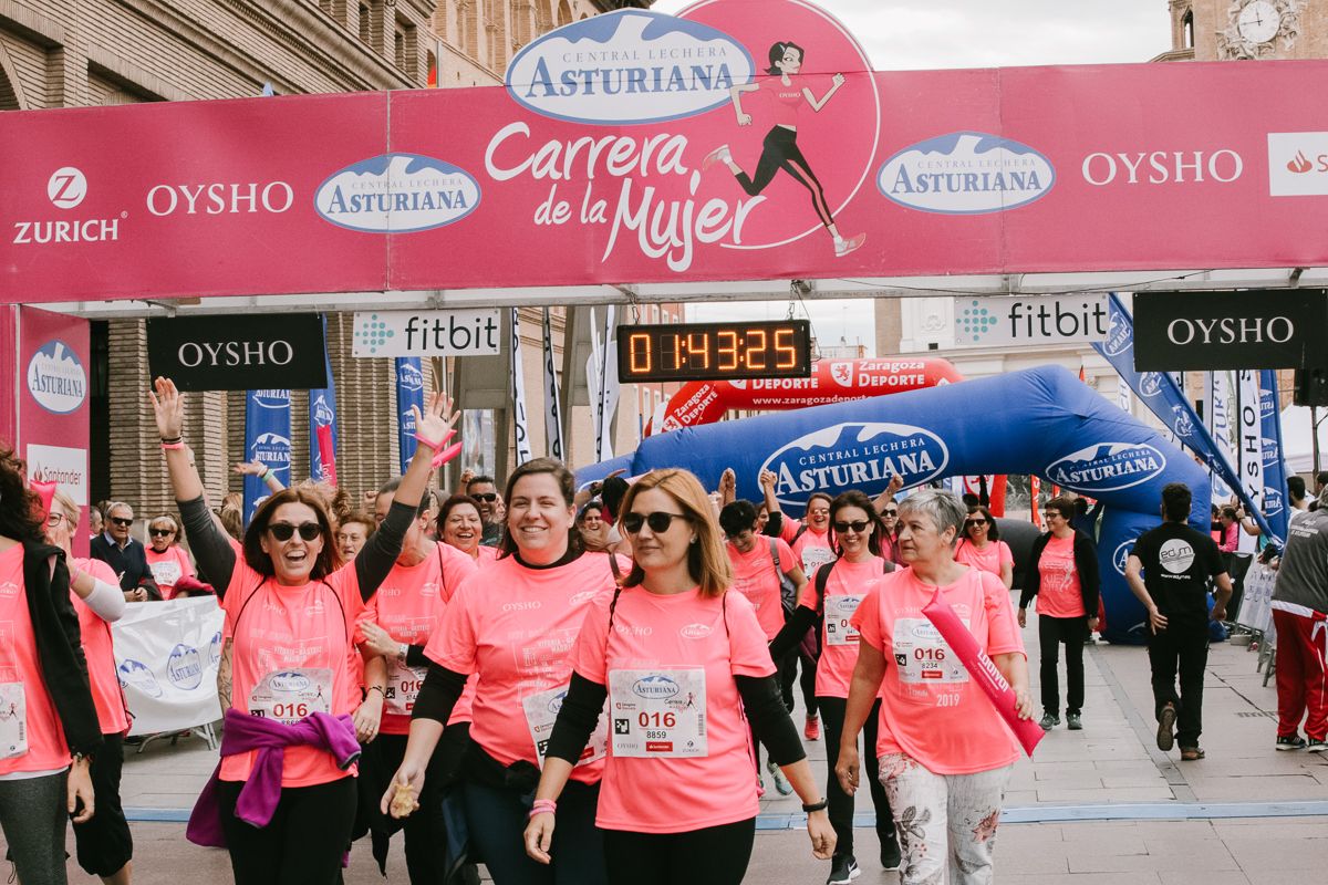 Llegada de la Carrera de la Mujer de Zaragoza (GALERÍA 33)