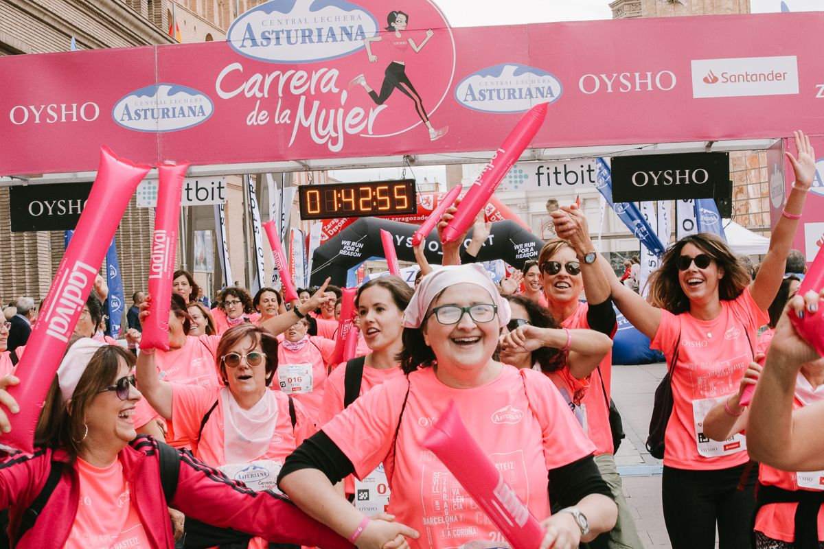 Llegada de la Carrera de la Mujer de Zaragoza (GALERÍA 32)