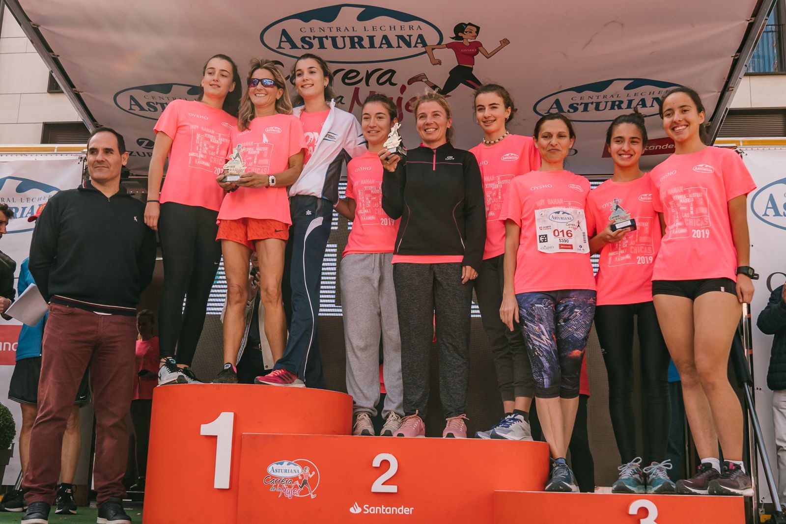 Podium de la Carrera de la Mujer de Zaragoza 