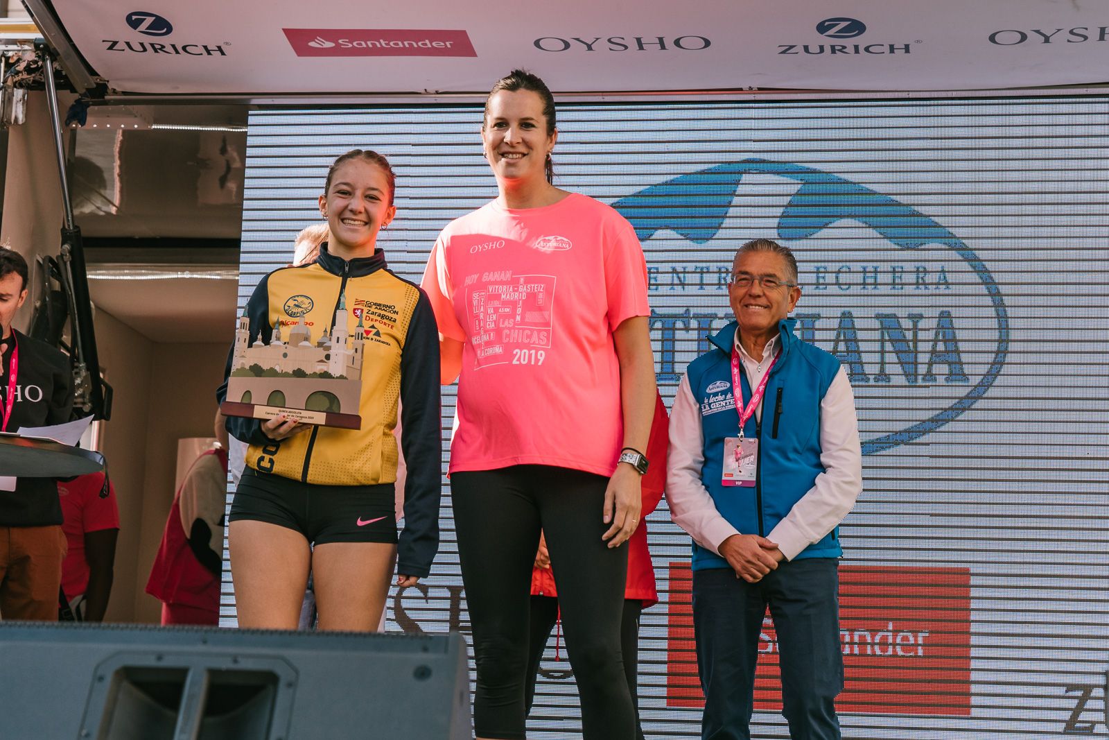 Ambiente post meta Carrera de la Mujer de Zaragoza (GALERÍA 1)