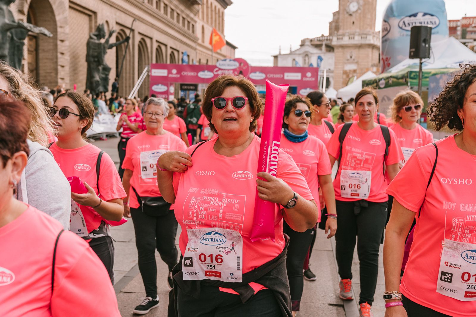 Ambiente post meta Carrera de la Mujer de Zaragoza (GALERÍA 1)