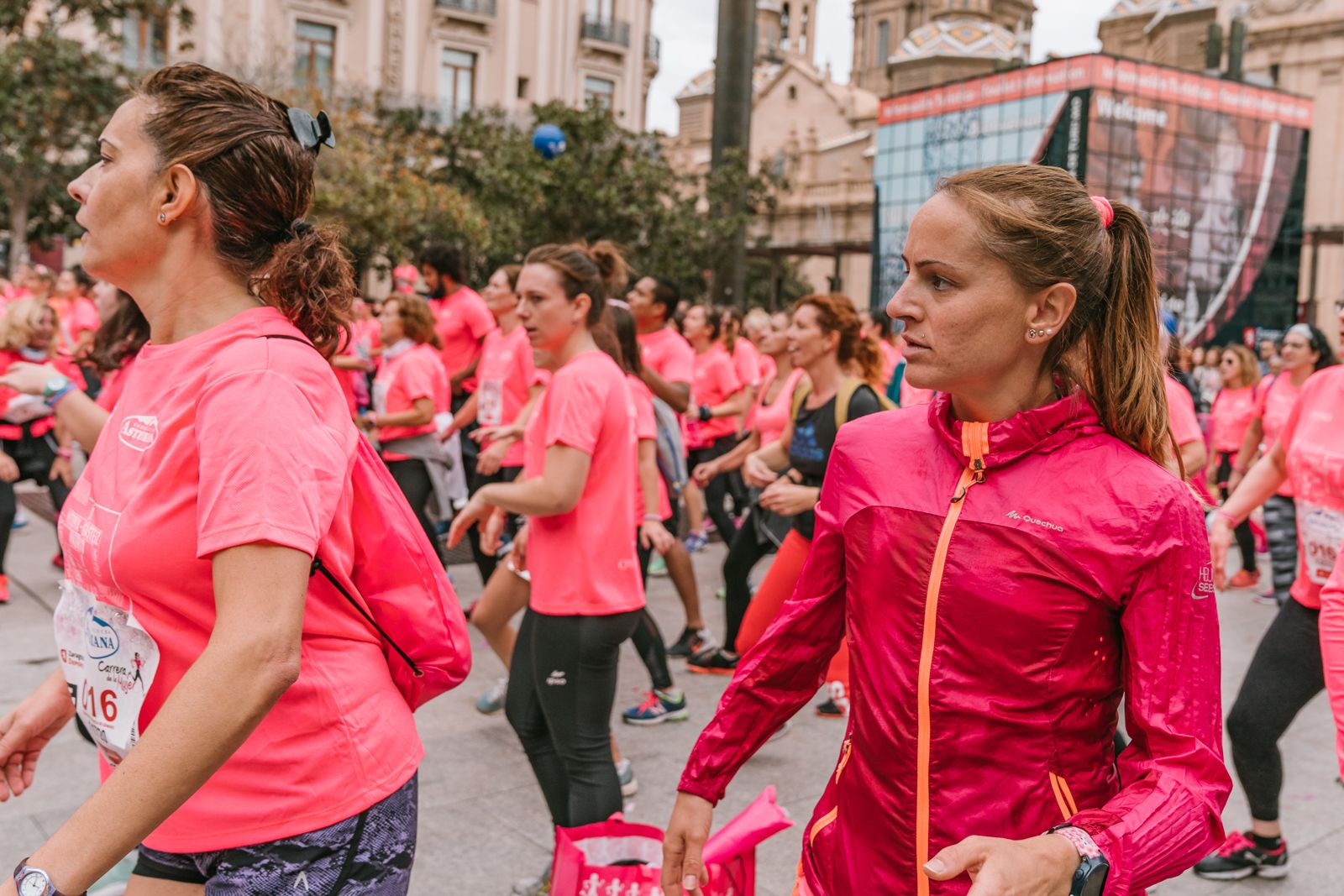 Ambiente post meta Carrera de la Mujer de Zaragoza (GALERÍA 1)