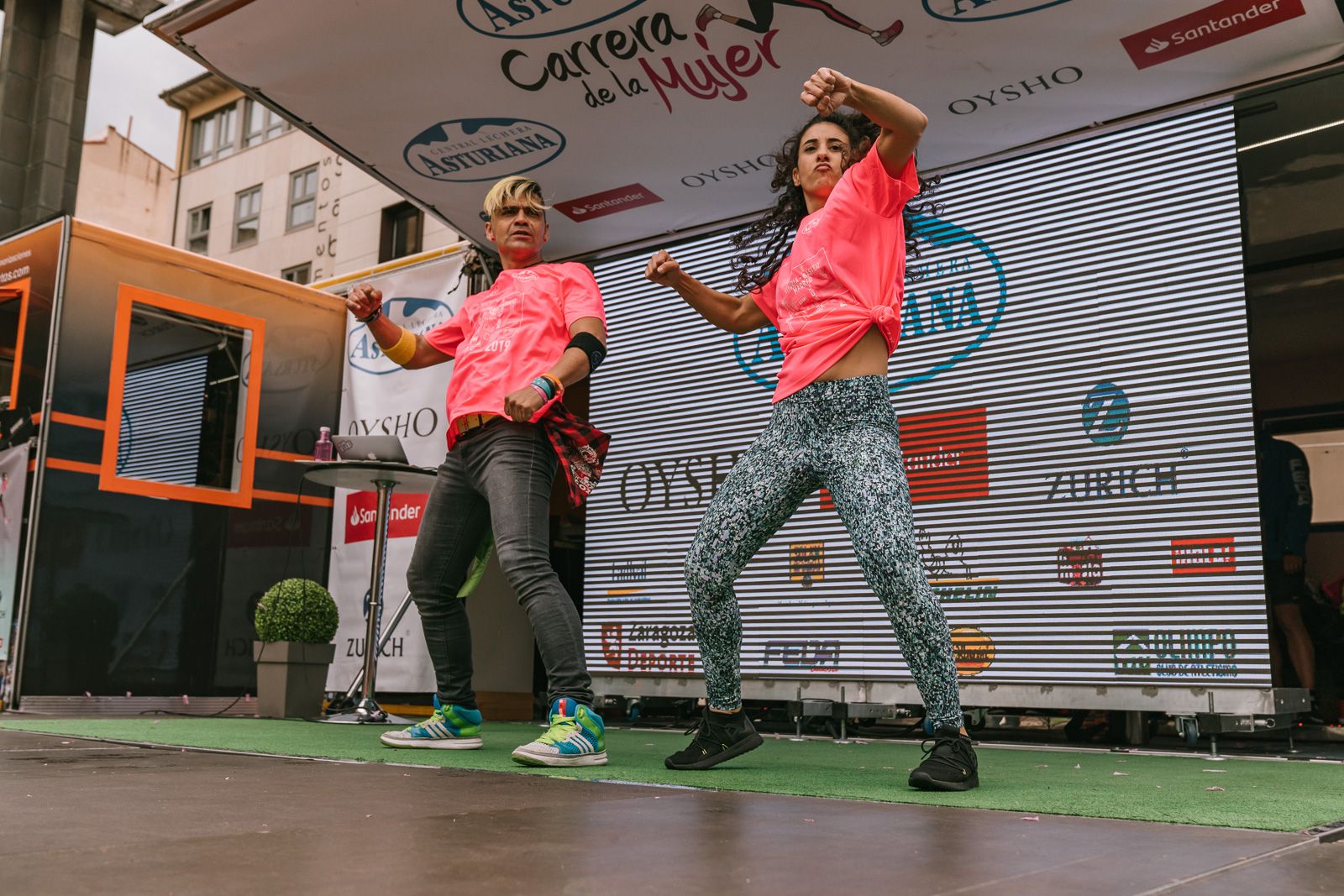Ambiente post meta Carrera de la Mujer de Zaragoza (GALERÍA 2)