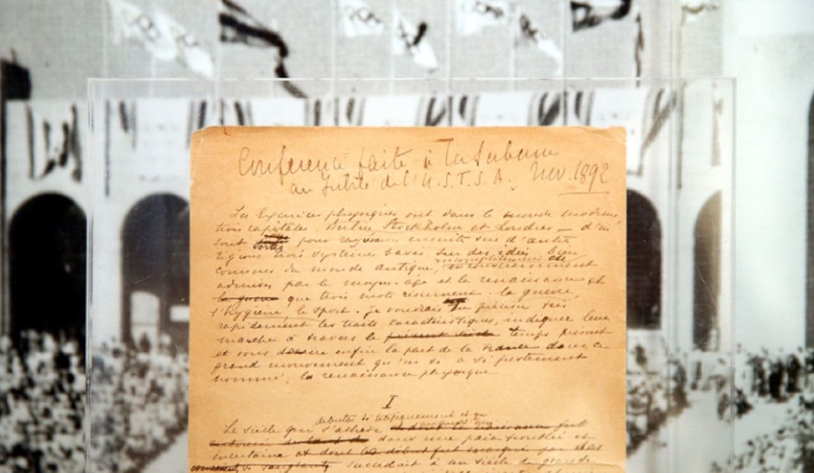  Detalle del Manifiesto original de los Juegos Olímpicos, escrito en 1892 por Pierre de Coubertin | EFE