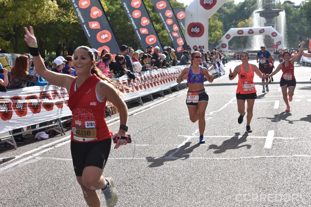 Media Maratón de la Mujer Meta 6K 16