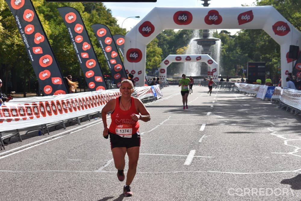 Meta Media Maraton de la Mujer 28