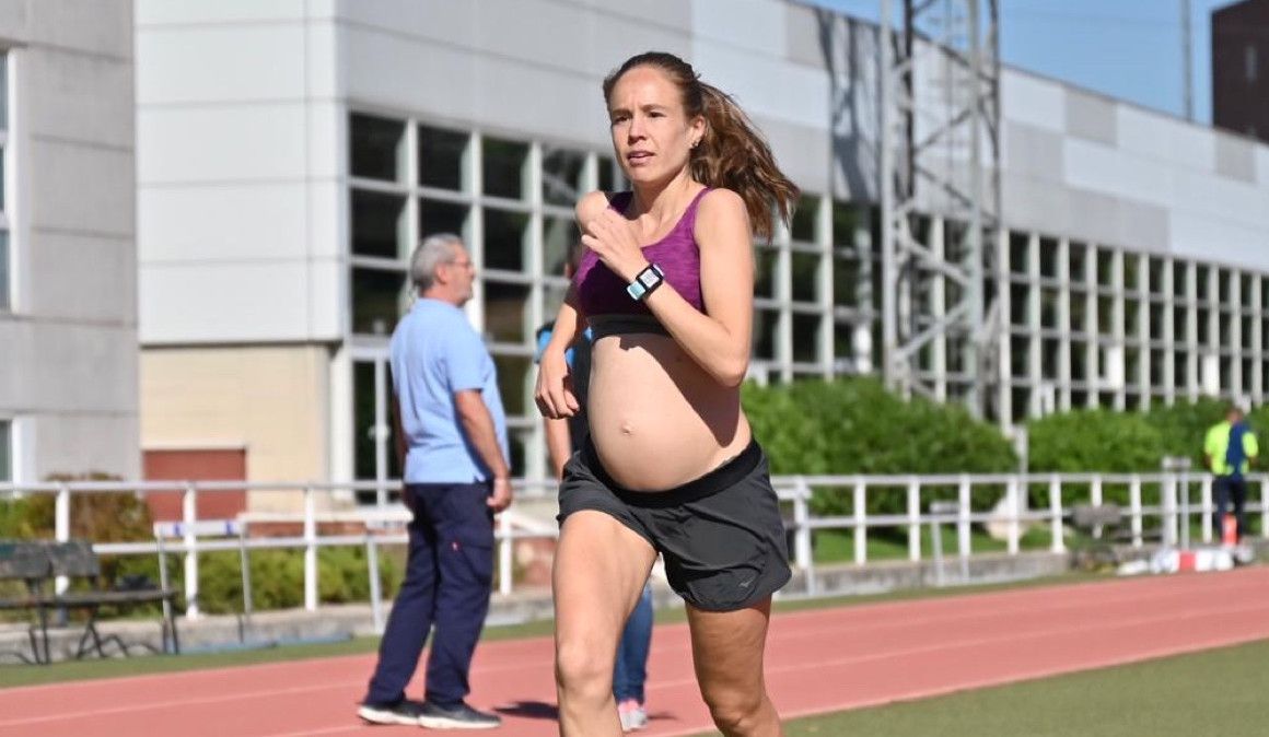 La atleta y futura madre Clara Simal | soycorredor.es