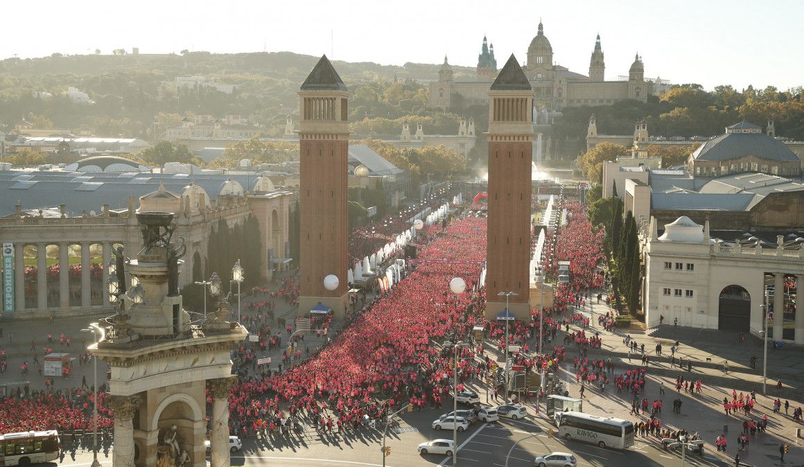 36.000 mujeres teñirán Barcelona de rosa este domingo