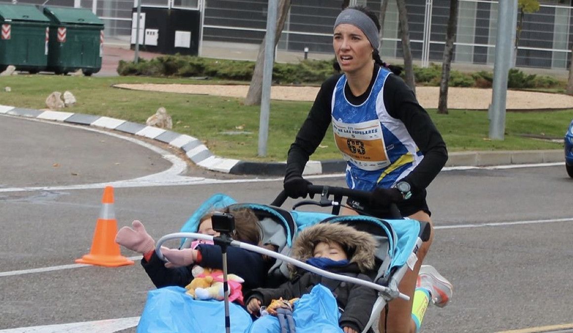 Nuevo récord guiness de 10K con carrito de dos niños