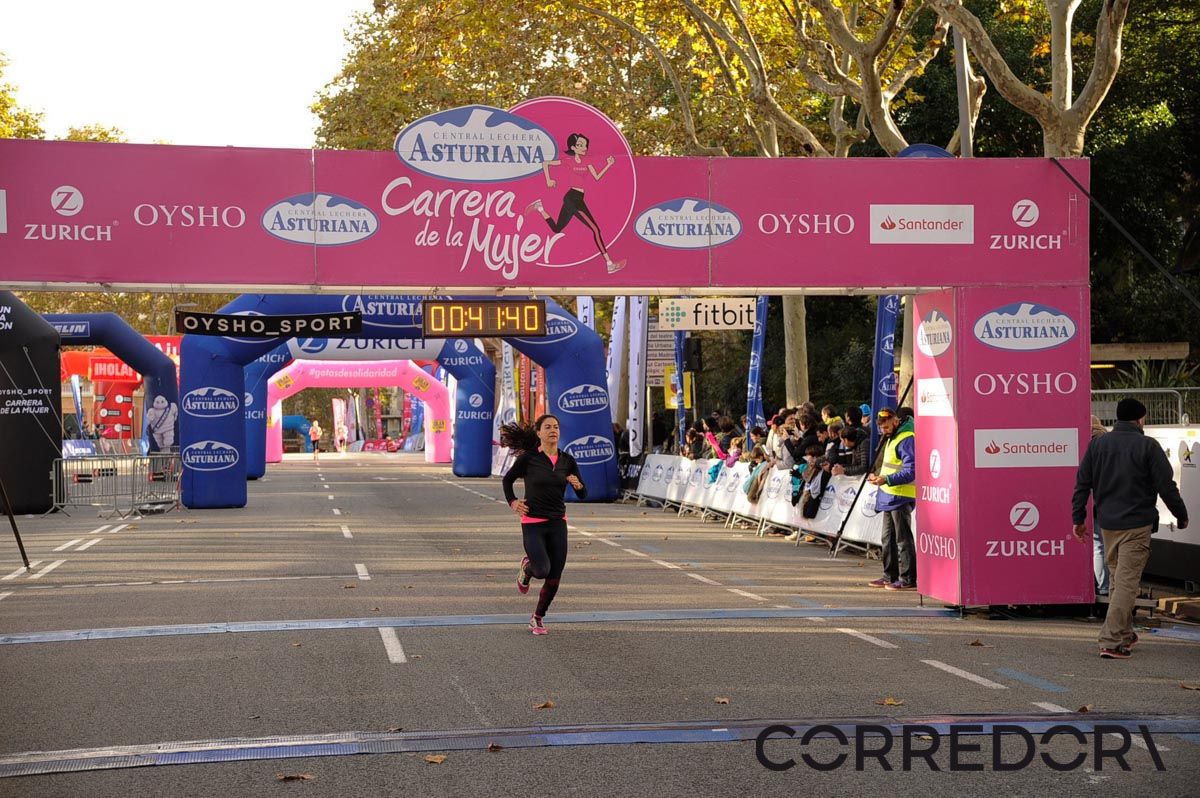 Llegada de la Carrera de la Mujer de Barcelona (ARCO DERECHO 2)