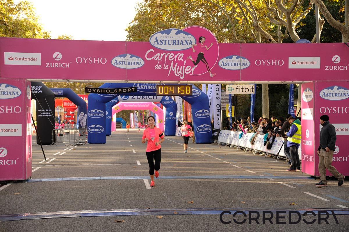 Llegada de la Carrera de la Mujer de Barcelona (ARCO DERECHO 2)