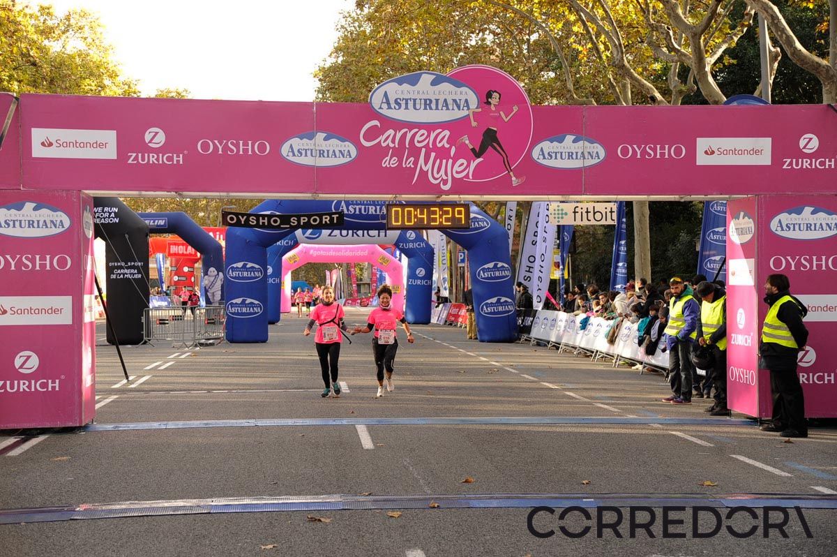 Llegada de la Carrera de la Mujer de Barcelona (ARCO DERECHO 3)