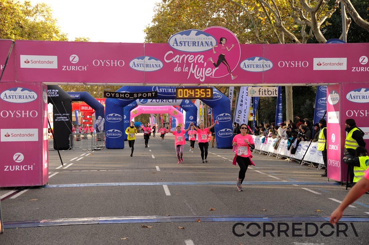 Llegada de la Carrera de la Mujer de Barcelona (ARCO DERECHO 3)
