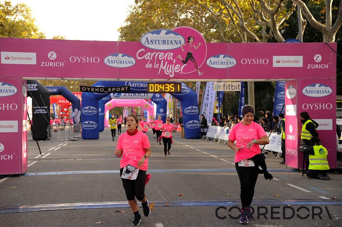 Llegada de la Carrera de la Mujer de Barcelona (ARCO DERECHO 3)