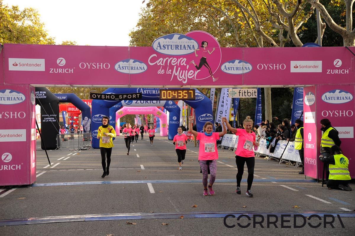 Llegada de la Carrera de la Mujer de Barcelona (ARCO DERECHO 4)