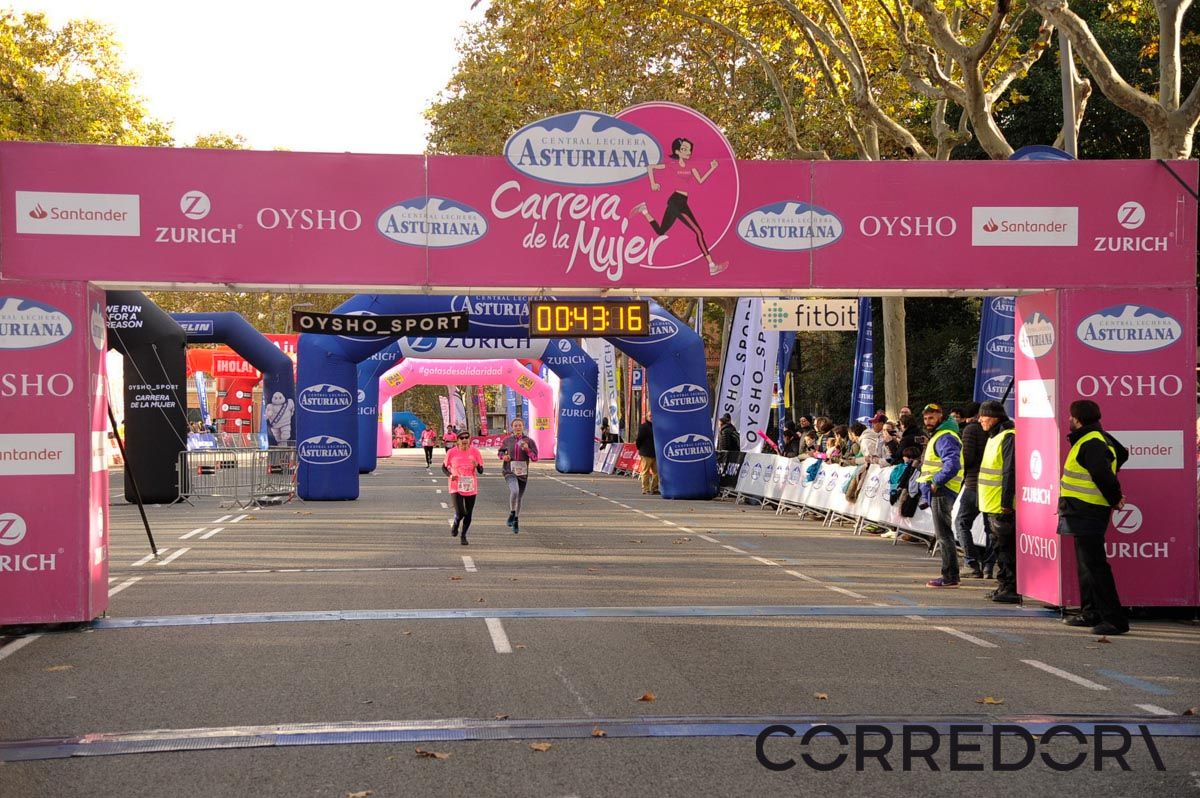 Llegada de la Carrera de la Mujer de Barcelona (ARCO DERECHO 2)