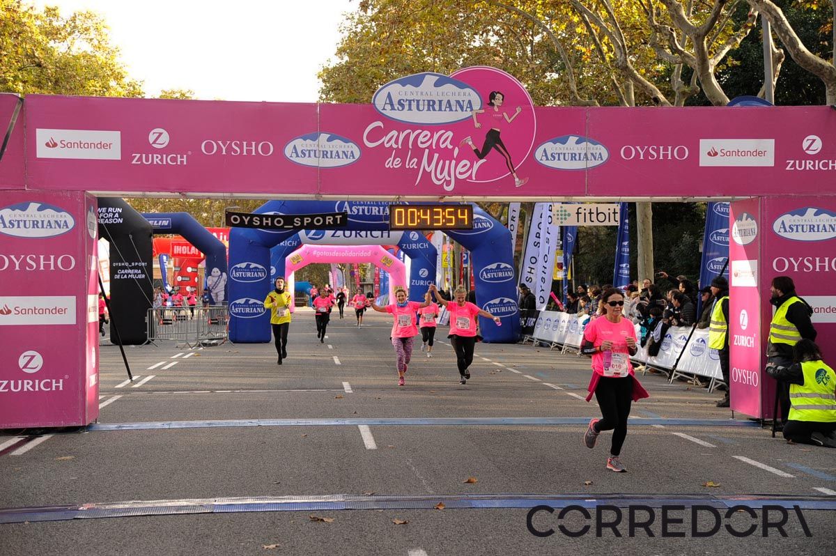 Llegada de la Carrera de la Mujer de Barcelona (ARCO DERECHO 4)