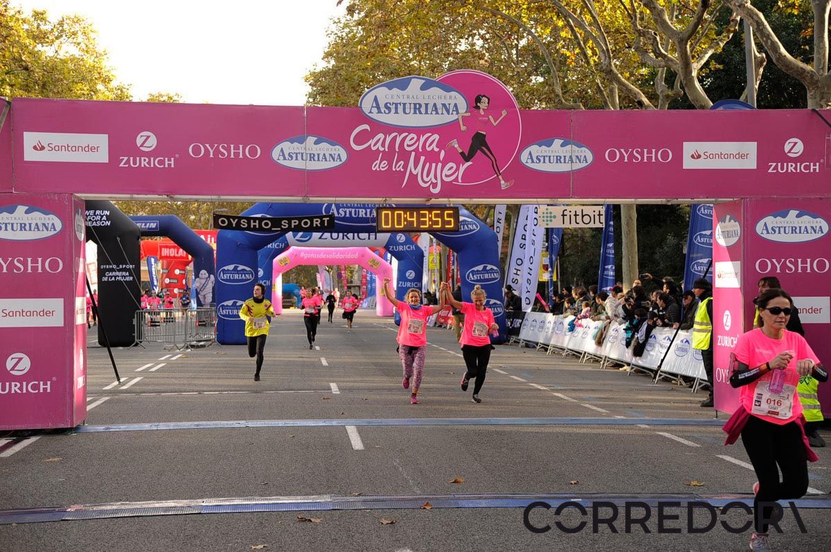 Llegada de la Carrera de la Mujer de Barcelona (ARCO DERECHO 4)